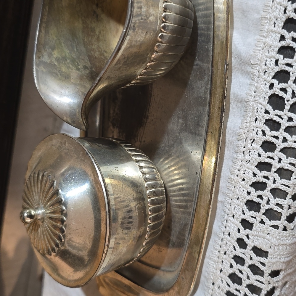 Classic Silver Serveware Set - Picture 3 of 5